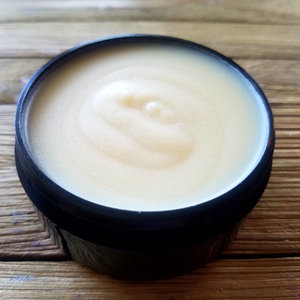 All Natural Solid Makeup Brush Cleaner