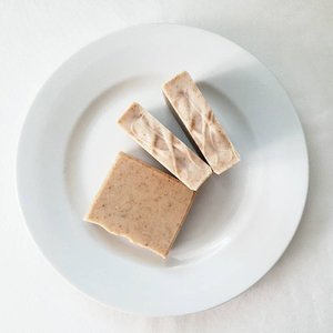 Aloe & Oat with Tea Tree Essential Oil Soap