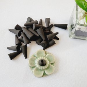 Incense Cone Gift Set with Terracotta Burner, Matches & Black Lava Salt
