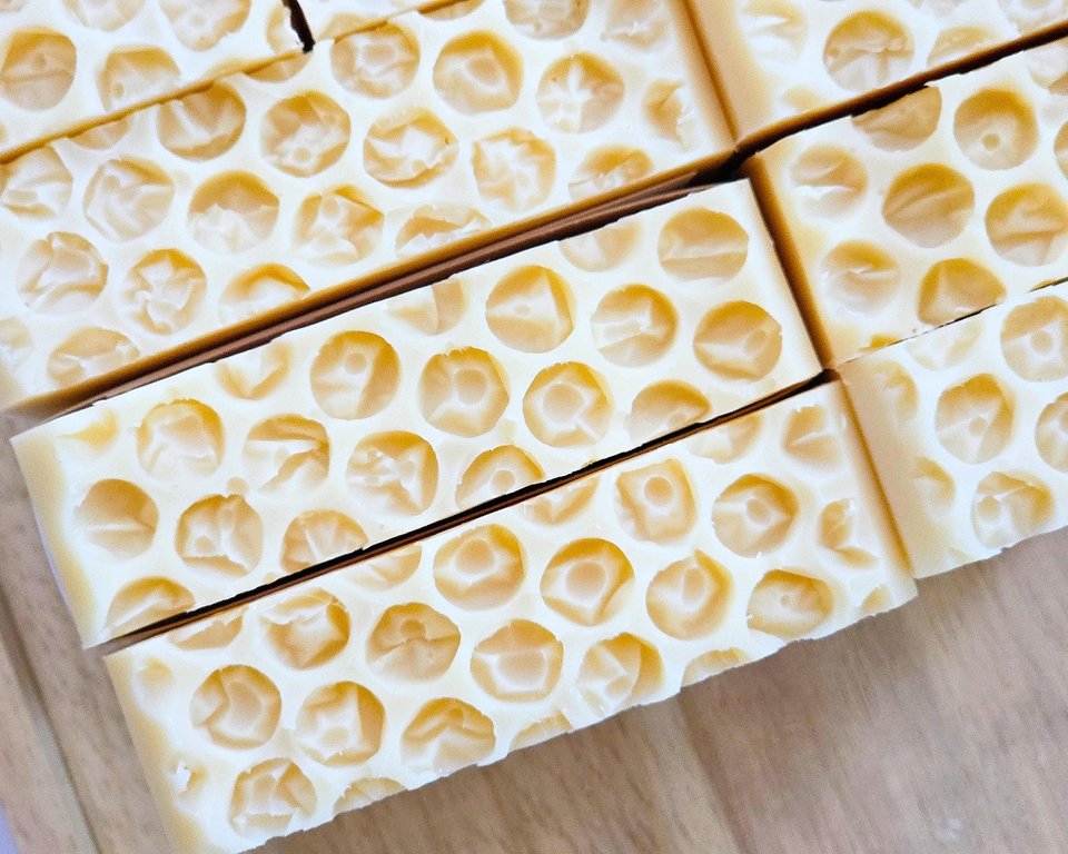 Goat Milk Oatmeal & Honey Soap