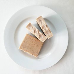 Aloe & Oat with Tea Tree Essential Oil Soap