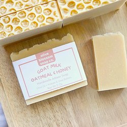 Goat Milk Oatmeal & Honey Soap
